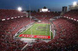 开云体育中国-当钱江潮涌碰上费城月光，字母哥在平行赛场写下的统治宣言