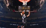 开云体育-一夜封神，范弗利特年度焦点之战评分拉满，平凡之躯铸就传奇之夜
