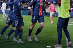 开云下载-巴黎圣日耳曼客场失利，排名略有下滑