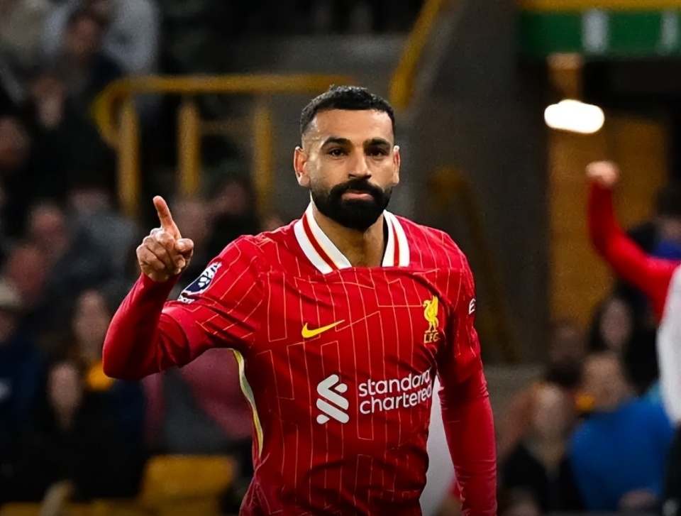 关于利物浦球队整体表现出色：持续领头羊姿态的信息