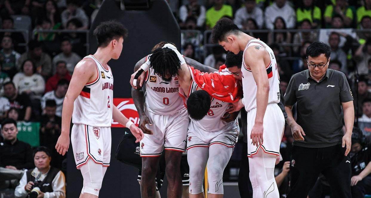 豪门球队遭逢重大变故!球员伤势情况堪忧的简单介绍 豪门球队遭逢重大变故!球员伤势情况堪忧的简单介绍