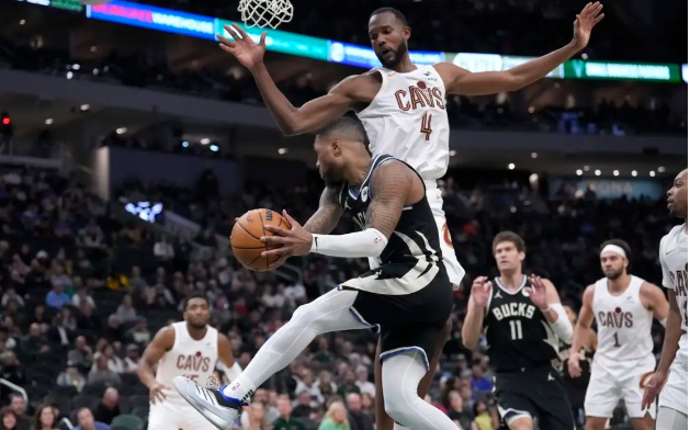 步行者横扫骑士，字母哥点燃赛场的简单介绍