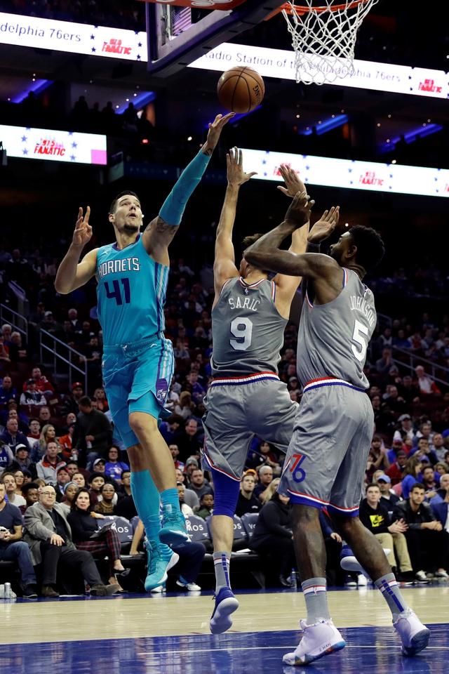 辽宁队轻取76人,恩比德统治全场的简单介绍 辽宁队轻取76人,恩比德统治全场的简单介绍