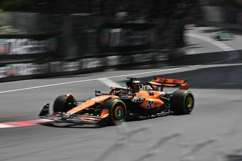 关于迈凯伦险胜雷诺车队,塞恩斯统治全场的信息 关于迈凯伦险胜雷诺车队,塞恩斯统治全场的信息