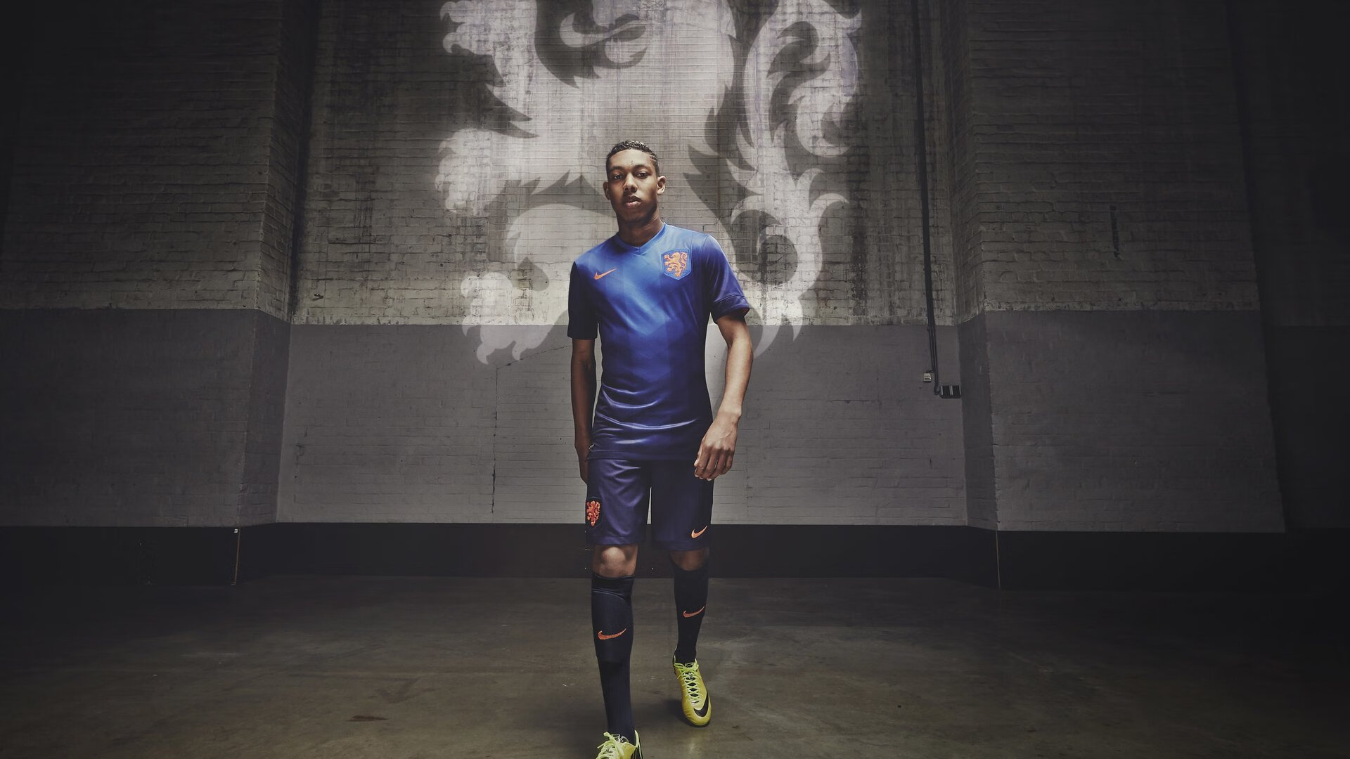 绿茵棋局上的致命一击，佩德里如何在波兰铁骑与阿根廷探戈的鏖战中，成为破局的关键影子